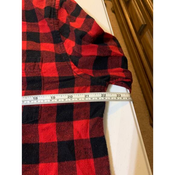 On The Road Red and Black Buffalo Plaid Long Sleeve Shirt Size Medium - Picture 8 of 10
